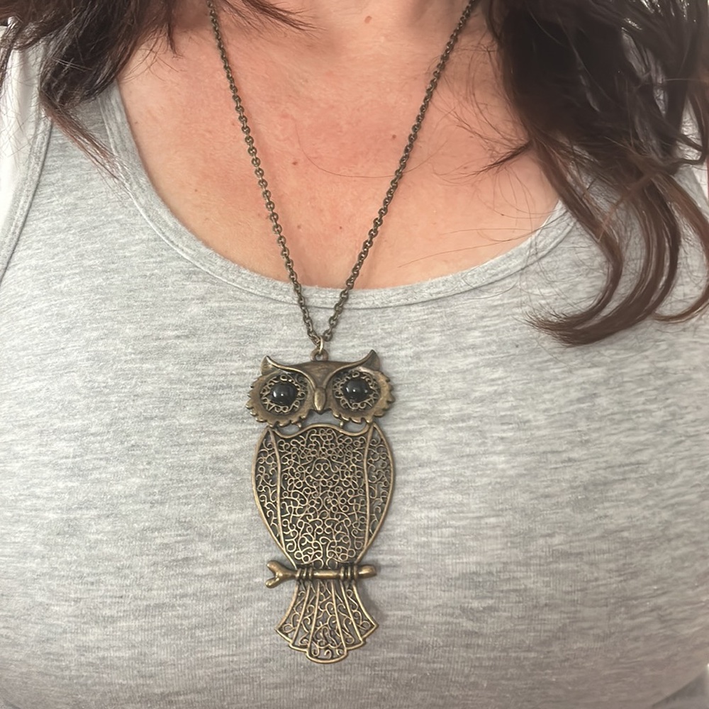 Thin Owl necklace - Picture 6 of 6
